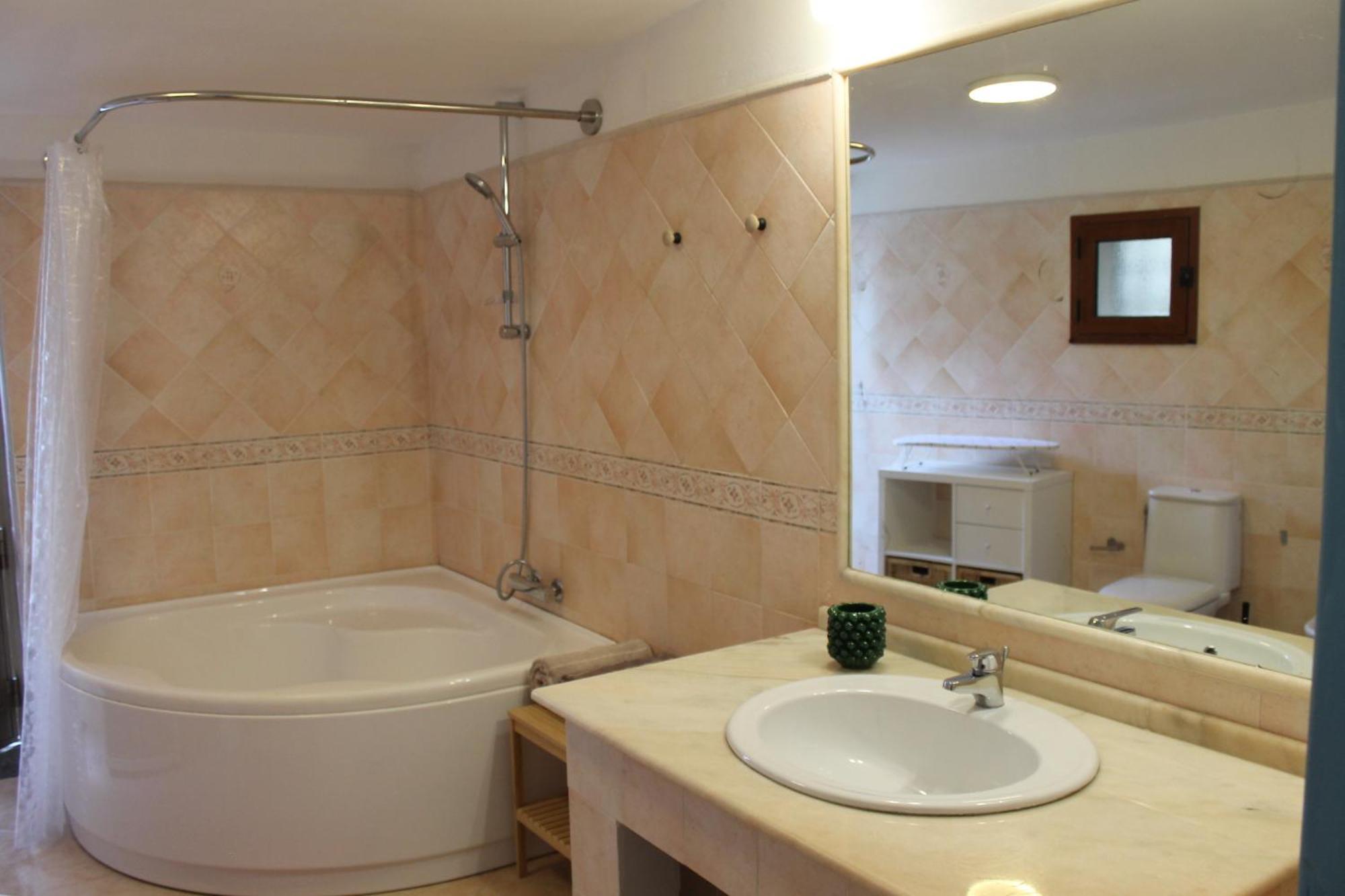 דירות קלטג'ירונה Casa Sofia מראה חיצוני תמונה